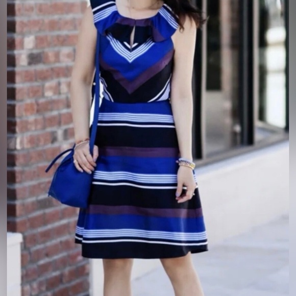 Banana Republic Dresses & Skirts - Banana Republic Elegant Striped Blue and Black Dress